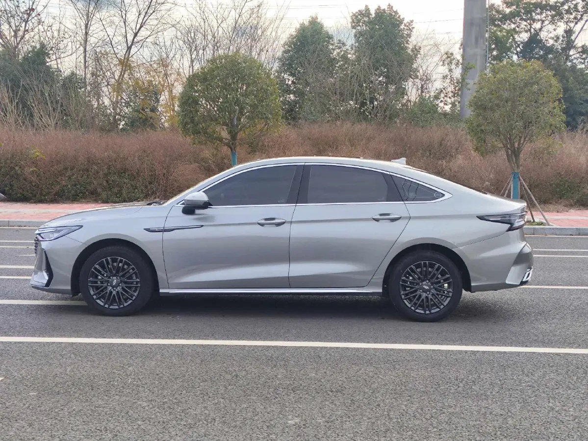 2024 Chery Arrizo 8 1.6T 197HP L4 7DCT,autocango,china used car exporter,china ev exporter,chinese used car exporter,chinese used ev exporter