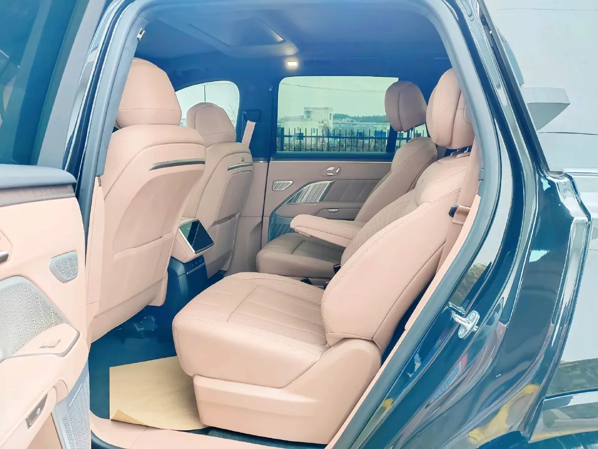 2025 ONVO L90 BEV,autocango,china used car exporter,china ev exporter,chinese used car exporter,chinese used ev exporter