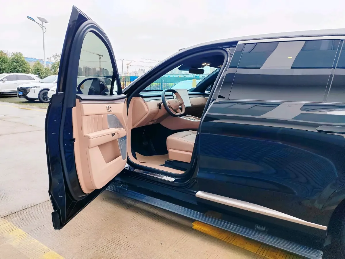 2025 ONVO L90 BEV,autocango,china used car exporter,china ev exporter,chinese used car exporter,chinese used ev exporter