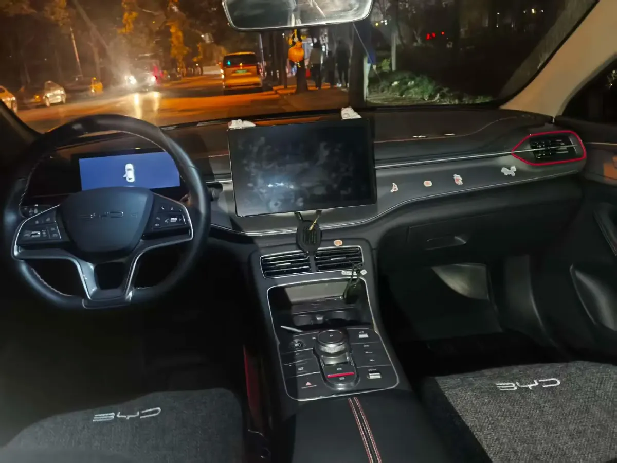 2022 Roewe RX5 MAX 1.5T 181HP L4 6AT,autocango,china used car exporter,china ev exporter,chinese used car exporter,chinese used ev exporter