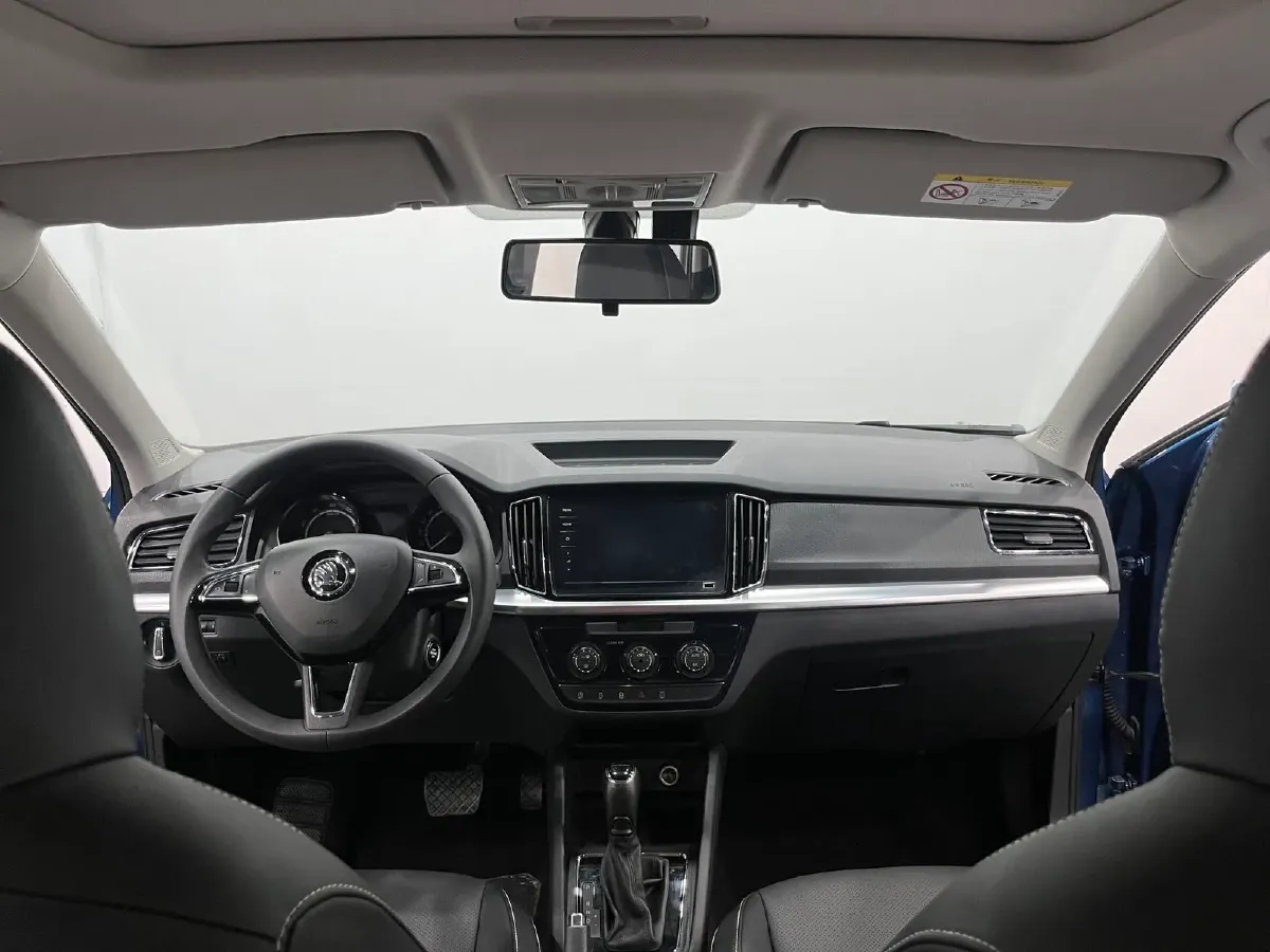 2021 Skoda Kamiq 1.5L 112HP L4 6AT,autocango,china used car exporter,china ev exporter,chinese used car exporter,chinese used ev exporter