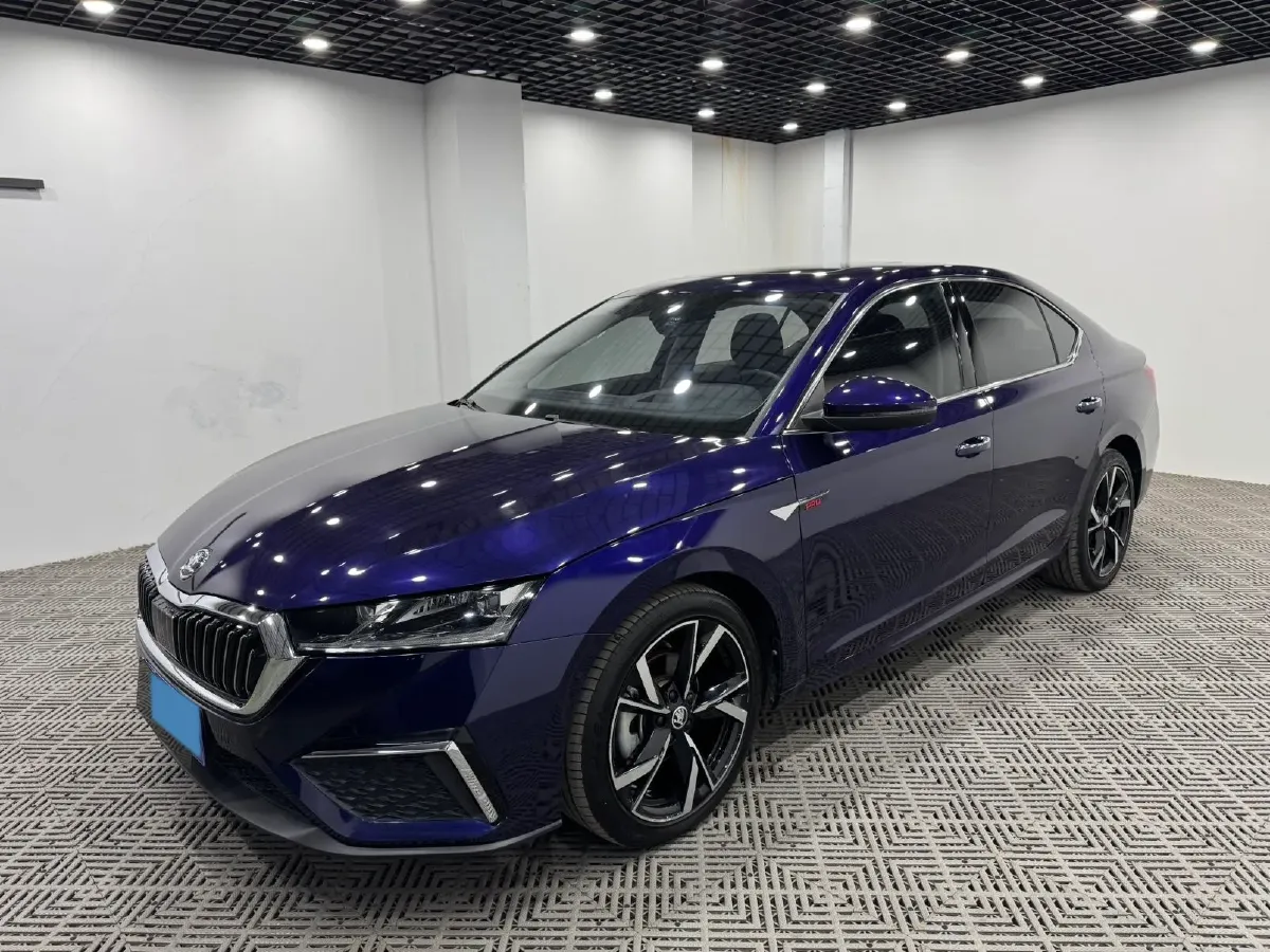 2021 Skoda Octavia 1.4T 150HP L4 7DCT,autocango,china used car exporter,china ev exporter,chinese used car exporter,chinese used ev exporter