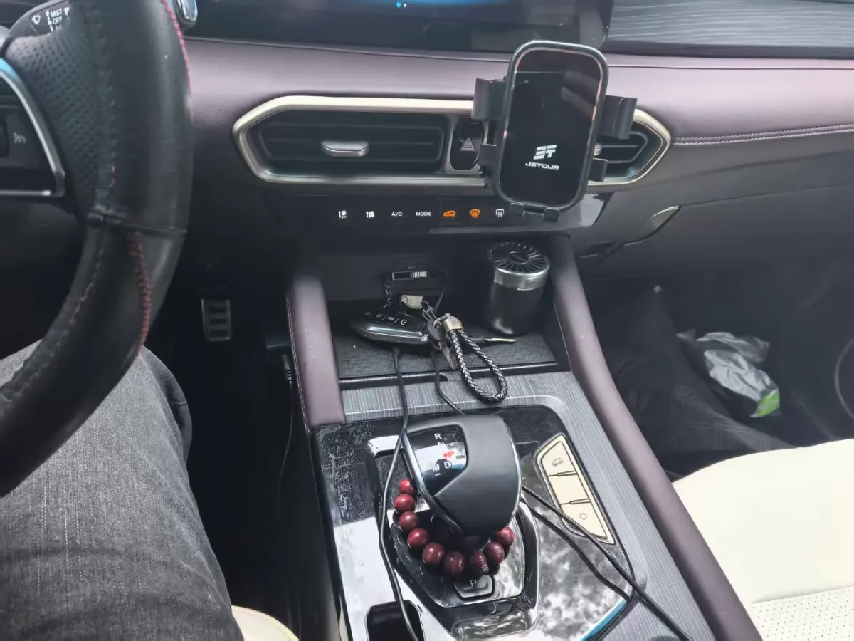 2024 Jetour X90 Plus 1.6T 197HP L4 7DCT,autocango,china used car exporter,china ev exporter,chinese used car exporter,chinese used ev exporter