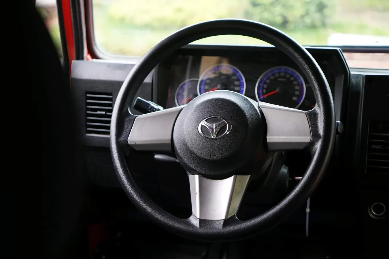 2016 BAW Battle Flag 2.0L 102HP L4 5MT,autocango,china used car exporter,china ev exporter,chinese used car exporter,chinese used ev exporter