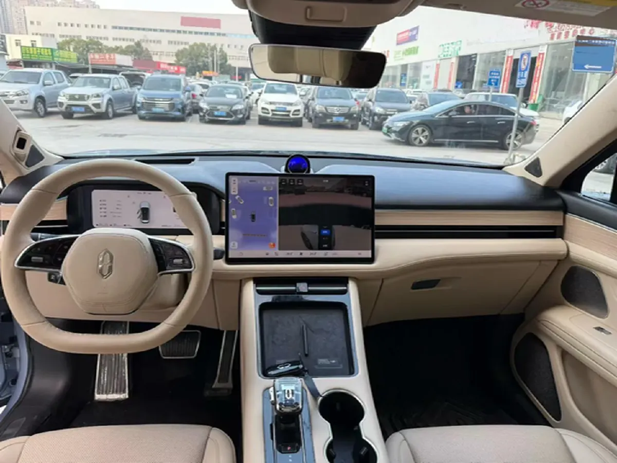 2024 AITO AITO M5 1.5T 152HP L4 REEV 42KWH,autocango,china used car exporter,china ev exporter,chinese used car exporter,chinese used ev exporter