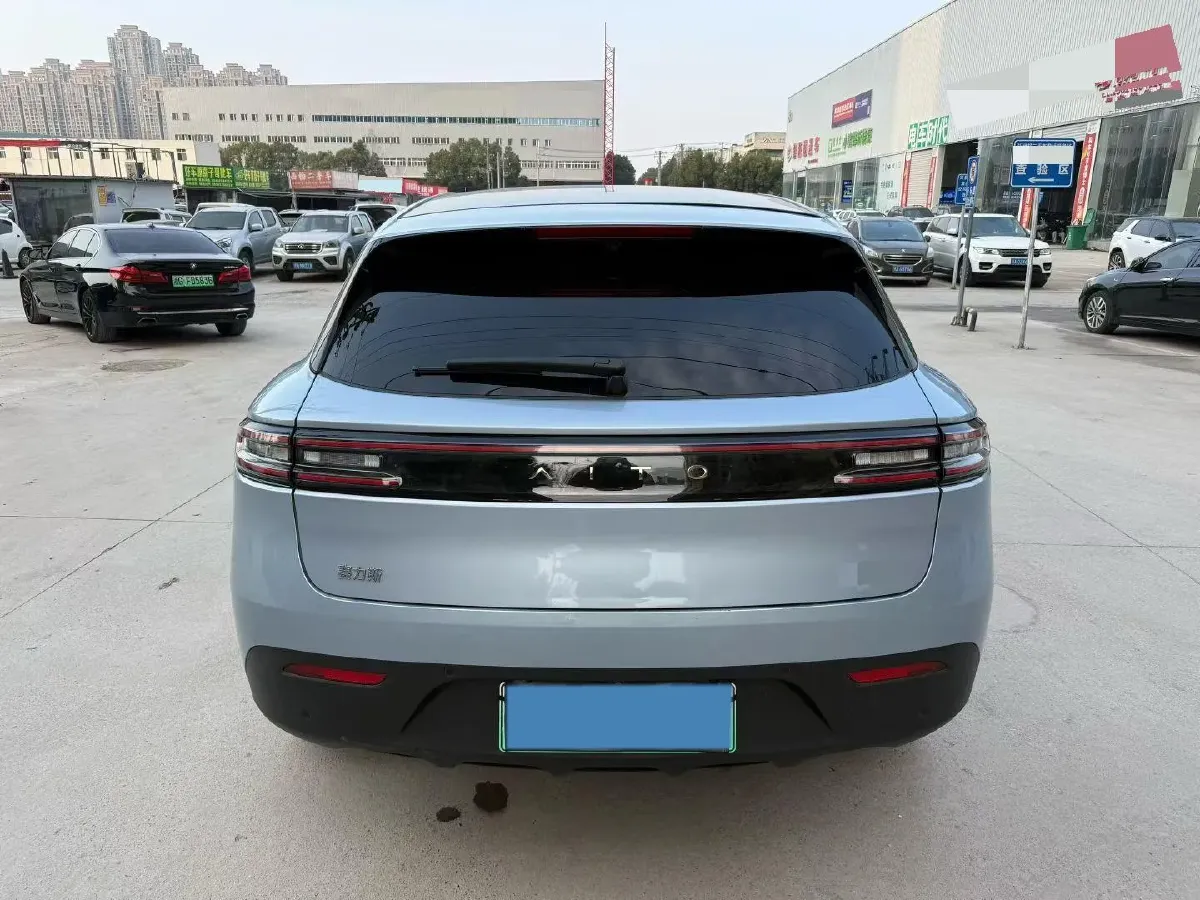2024 AITO AITO M5 1.5T 152HP L4 REEV 42KWH,autocango,china used car exporter,china ev exporter,chinese used car exporter,chinese used ev exporter