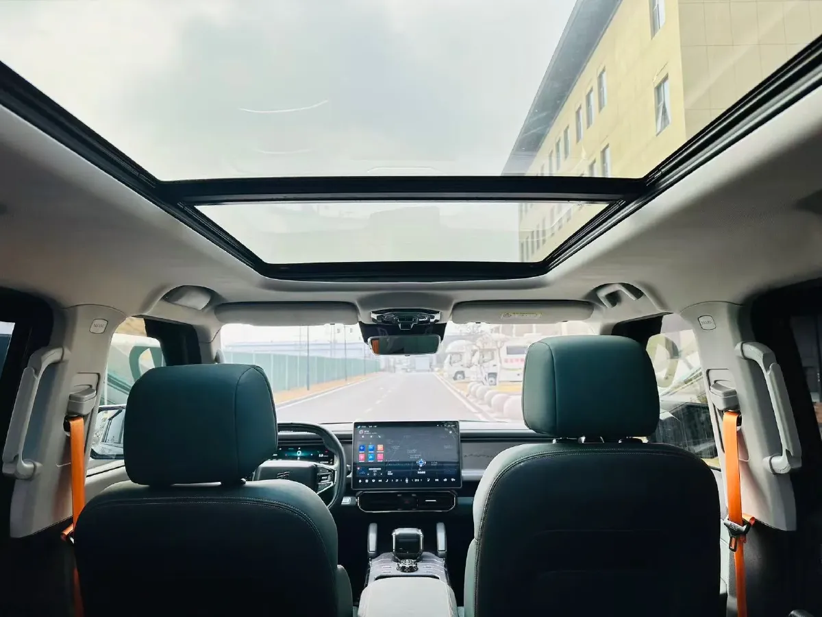 2023 Jetour Traveller 2.0T 254HP L4 8AT,autocango,china used car exporter,china ev exporter,chinese used car exporter,chinese used ev exporter