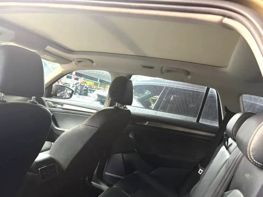 2017 Skoda Kodiak 1.8T 180HP L4 7DCT,autocango,china used car exporter,china ev exporter,chinese used car exporter,chinese used ev exporter