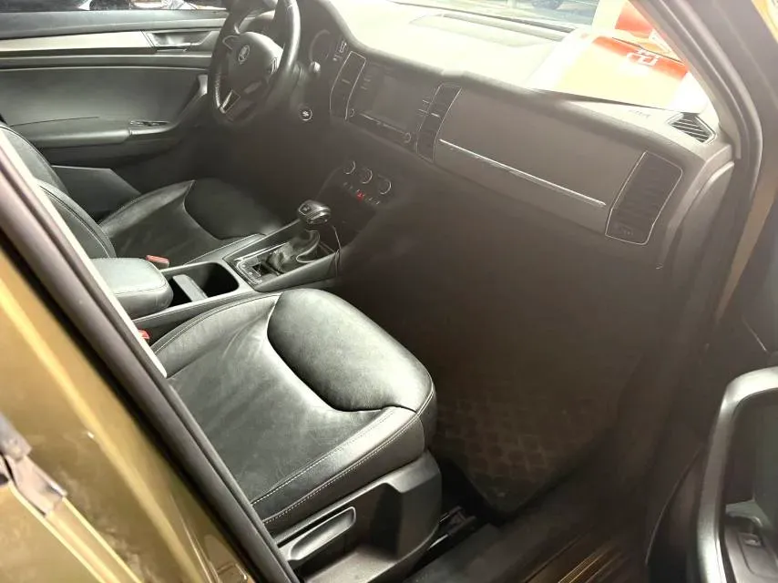 2017 Skoda Kodiak 1.8T 180HP L4 7DCT,autocango,china used car exporter,china ev exporter,chinese used car exporter,chinese used ev exporter