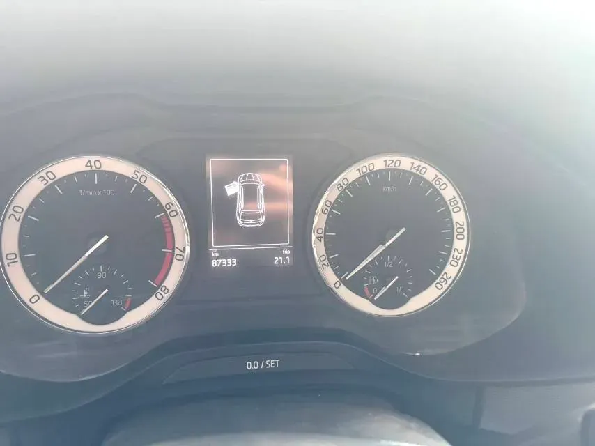 2017 Skoda Kodiak 1.8T 180HP L4 7DCT,autocango,china used car exporter,china ev exporter,chinese used car exporter,chinese used ev exporter