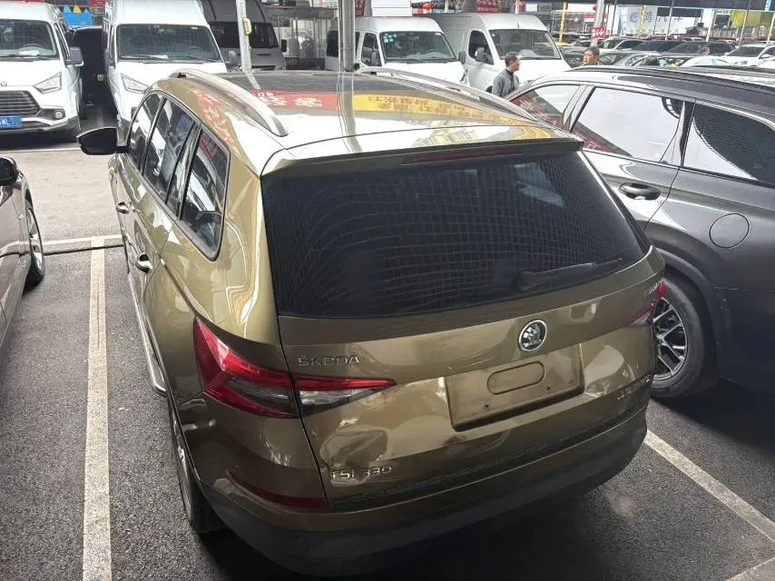 2017 Skoda Kodiak 1.8T 180HP L4 7DCT,autocango,china used car exporter,china ev exporter,chinese used car exporter,chinese used ev exporter