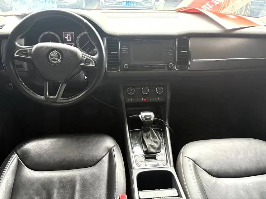 2017 Skoda Kodiak 1.8T 180HP L4 7DCT,autocango,china used car exporter,china ev exporter,chinese used car exporter,chinese used ev exporter