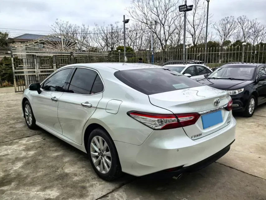 2019 Toyota Camry 2.0L 178HP L4 CVT,autocango,china used car exporter,china ev exporter,chinese used car exporter,chinese used ev exporter