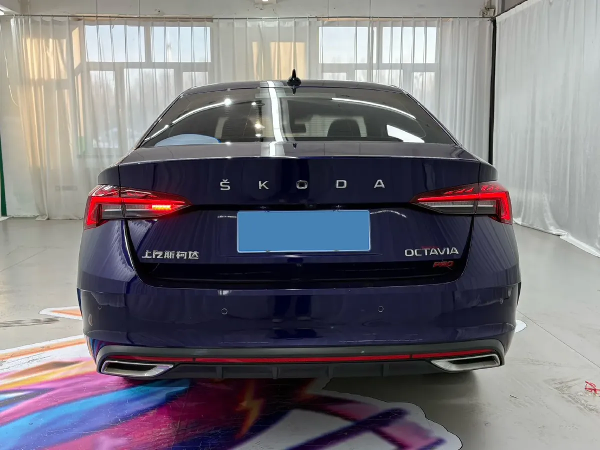 2021 Skoda Octavia 1.4T 150HP L4 7DCT,autocango,china used car exporter,china ev exporter,chinese used car exporter,chinese used ev exporter