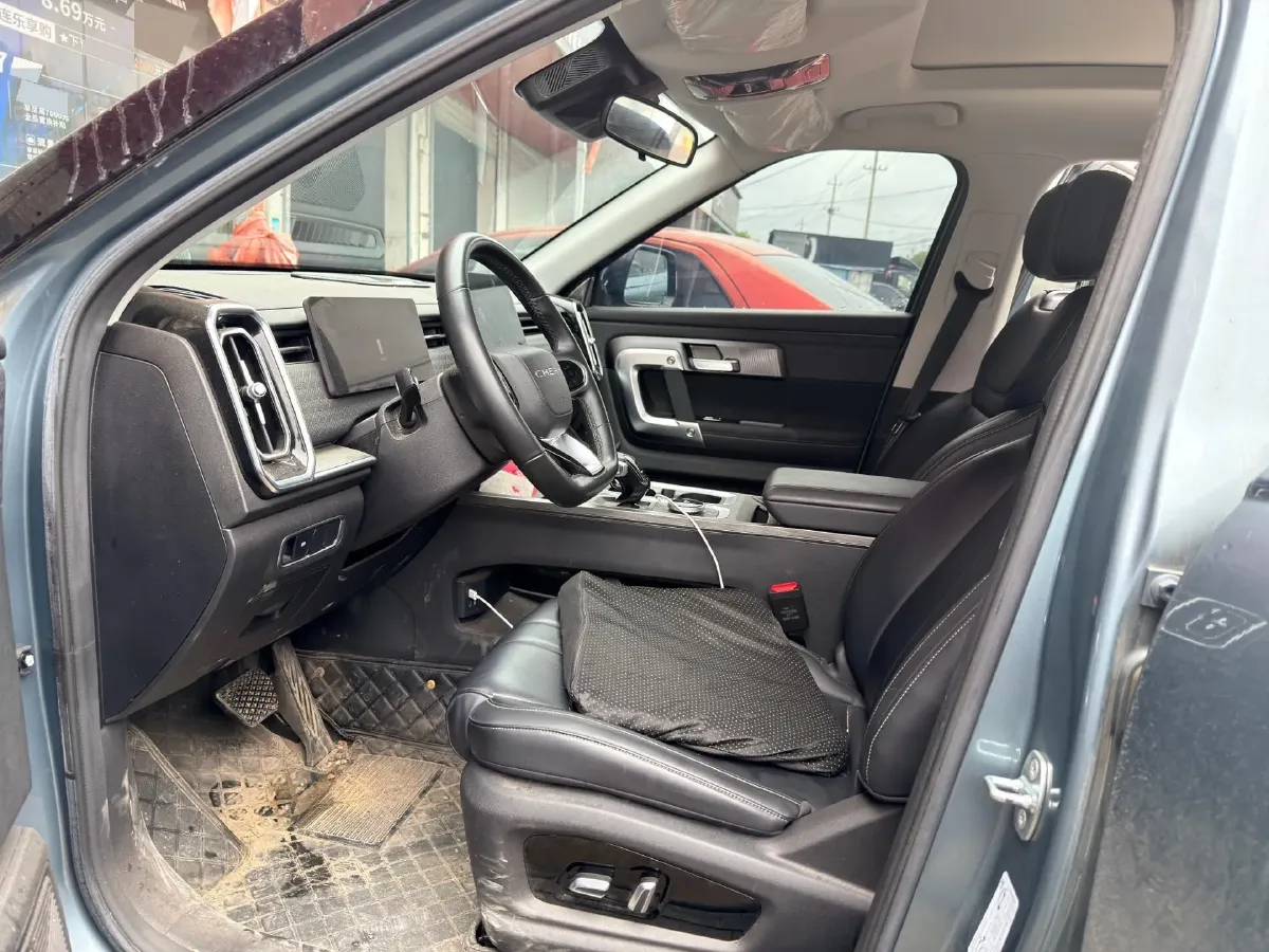 2023 Chery Exploration 06 1.6T 197HP L4 7DCT,autocango,china used car exporter,china ev exporter,chinese used car exporter,chinese used ev exporter