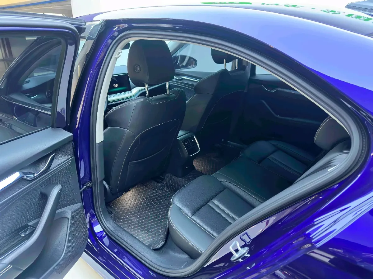 2022 Skoda Octavia 1.4T 150HP L4 7DCT,autocango,china used car exporter,china ev exporter,chinese used car exporter,chinese used ev exporter