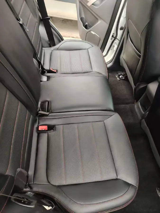 2022 Chery Tiggo 3 1.5T 156HP L4 CVT,autocango,china used car exporter,china ev exporter,chinese used car exporter,chinese used ev exporter