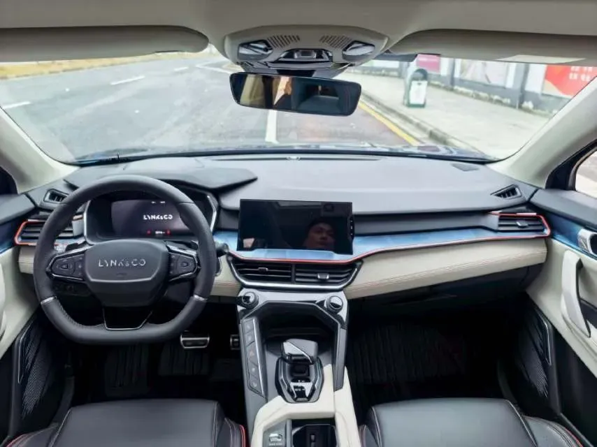 2020 LYNK&CO 06 1.5T 177HP L3 7DCT,autocango,china used car exporter,china ev exporter,chinese used car exporter,chinese used ev exporter