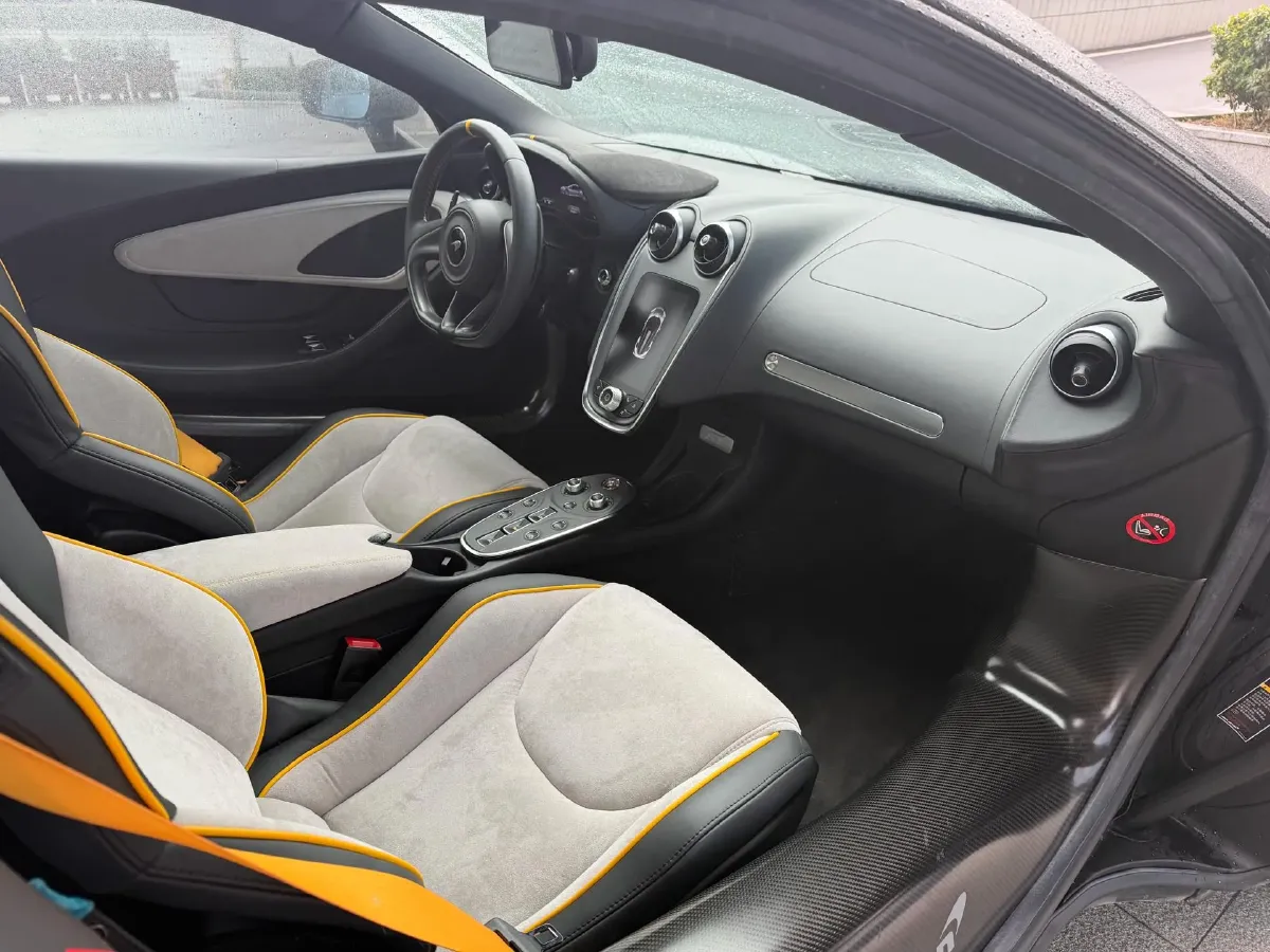 2019 Lorinser MAYBACH S Class 3.0T 367HP V6 9AT,autocango,china used car exporter,china ev exporter,chinese used car exporter,chinese used ev exporter