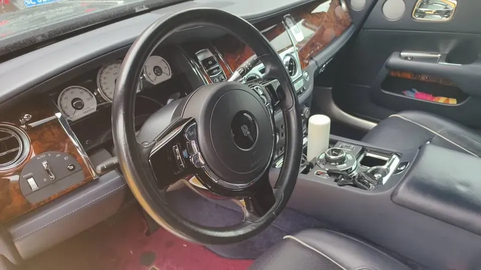 2014 Rolls-Royce Ghost 6.6T 571HP V12 8AT,autocango,china used car exporter,china ev exporter,chinese used car exporter,chinese used ev exporter