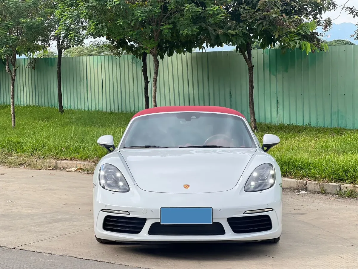 2020 Porsche 718 2.5T 350HP H4 7DCT,autocango,china used car exporter,china ev exporter,chinese used car exporter,chinese used ev exporter