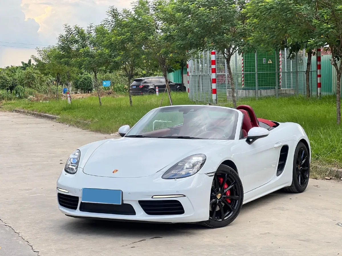 2020 Porsche 718 2.5T 350HP H4 7DCT,autocango,china used car exporter,china ev exporter,chinese used car exporter,chinese used ev exporter