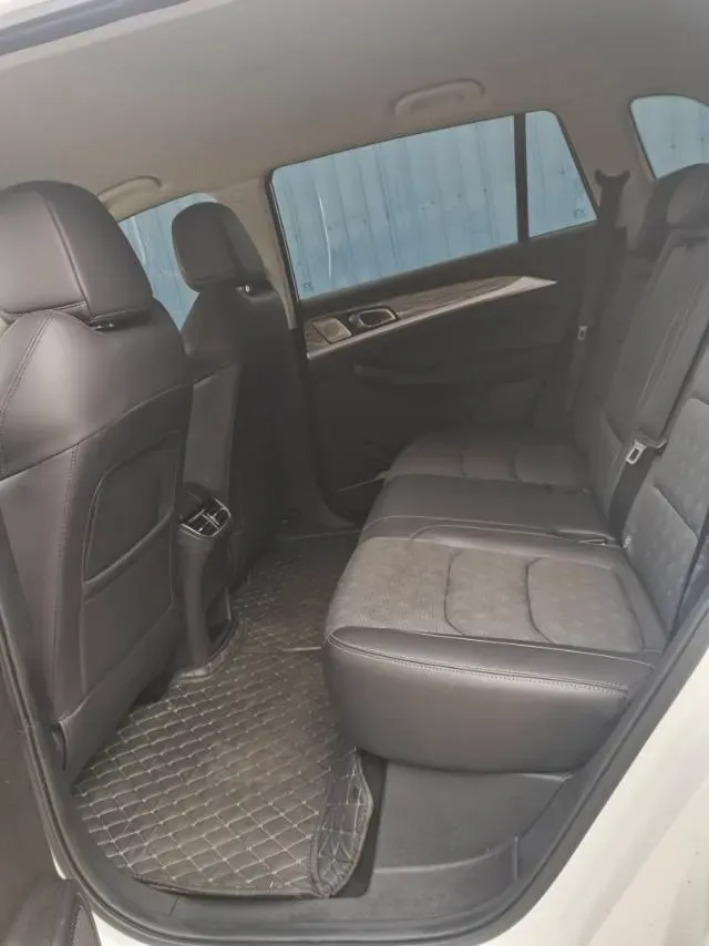 2022 Roewe RX5 MAX 2.0T 231HP L4 8AT,autocango,china used car exporter,china ev exporter,chinese used car exporter,chinese used ev exporter