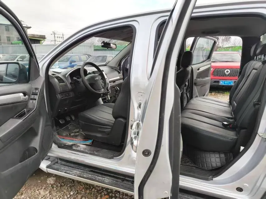 2018 Foton Tunland 2.8T 143HP L4 6MT,autocango,china used car exporter,china ev exporter,chinese used car exporter,chinese used ev exporter