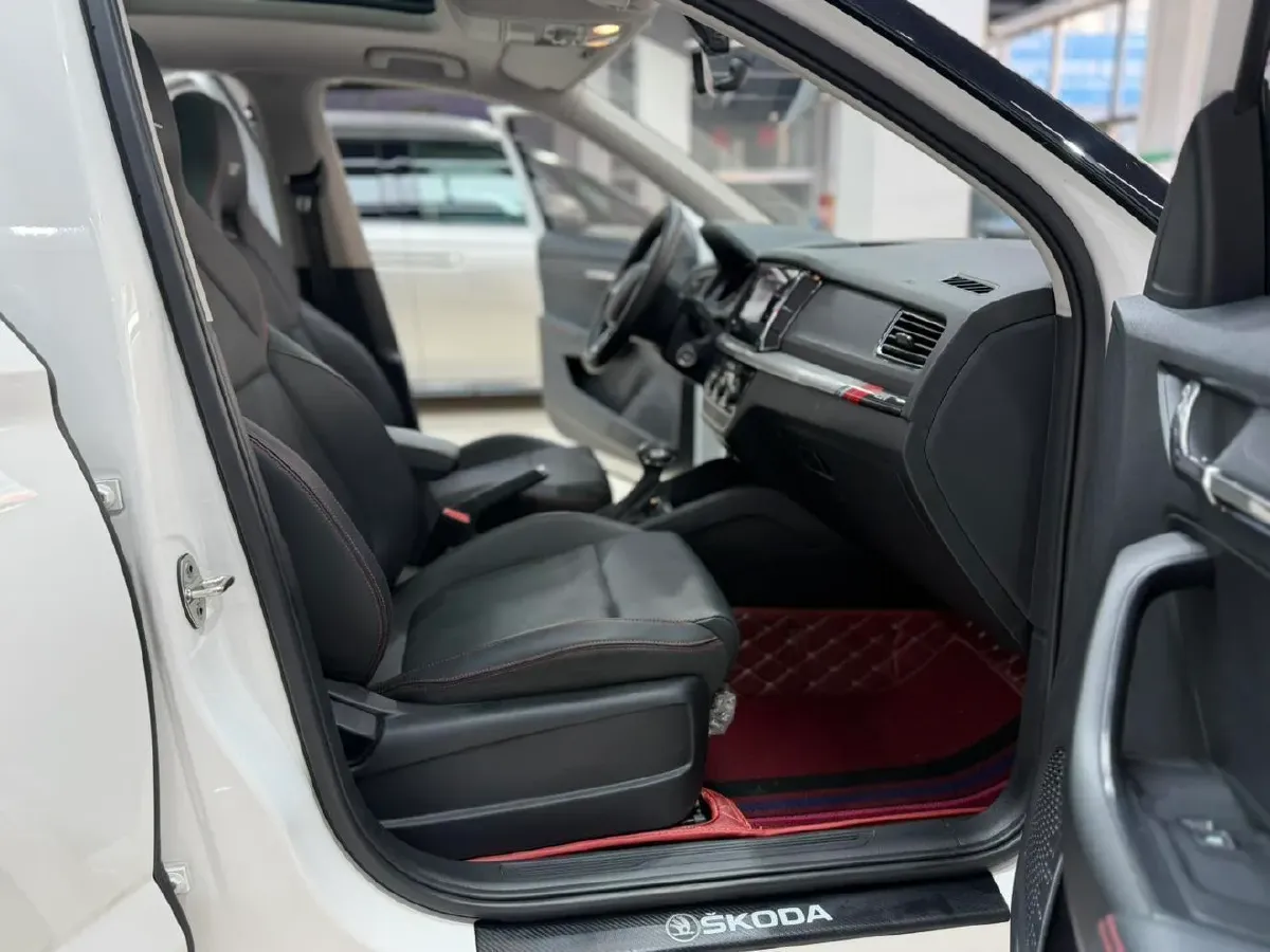 2022 Skoda Kamiq 1.5L 112HP L4 6AT,autocango,china used car exporter,china ev exporter,chinese used car exporter,chinese used ev exporter