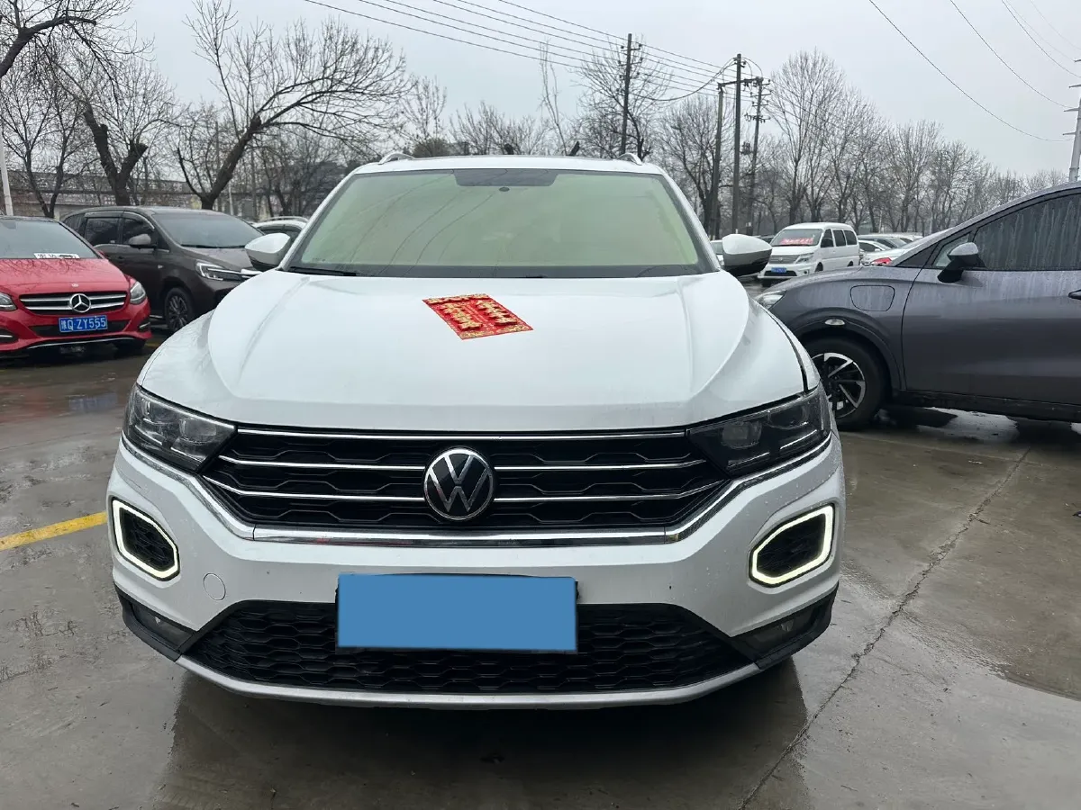 2022 Volkswagen T-Roc 1.4T 150HP L4 7DCT,autocango,china used car exporter,china ev exporter,chinese used car exporter,chinese used ev exporter