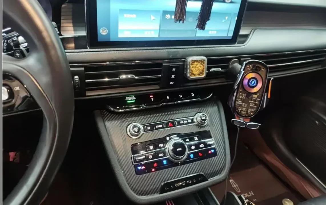 2020 Lincoln Corsair 2.0T 245HP L4 8AT,autocango,china used car exporter,china ev exporter,chinese used car exporter,chinese used ev exporter