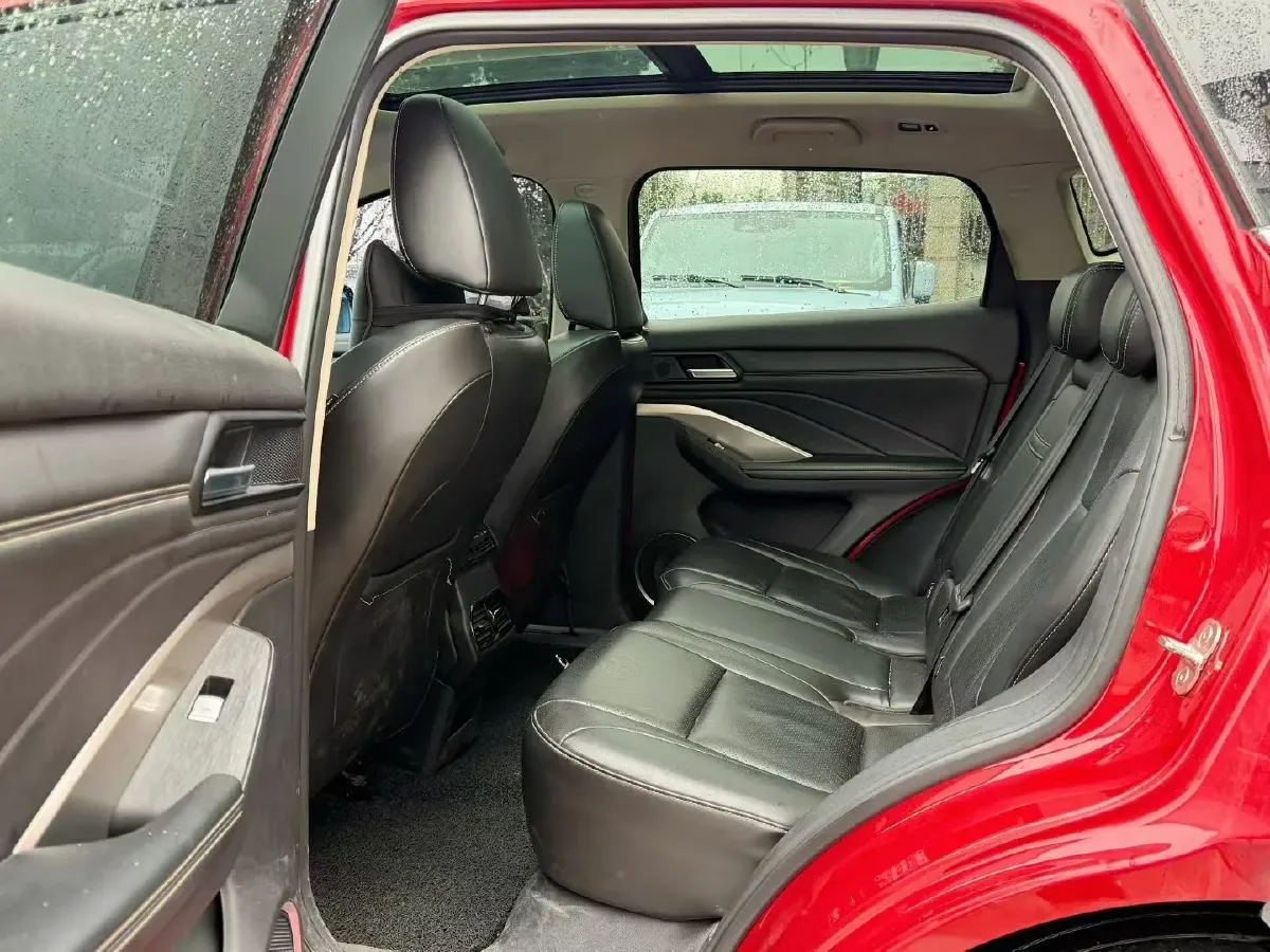 2018 WEY VV6 2.0T 197HP L4 7DCT,autocango,china used car exporter,china ev exporter,chinese used car exporter,chinese used ev exporter