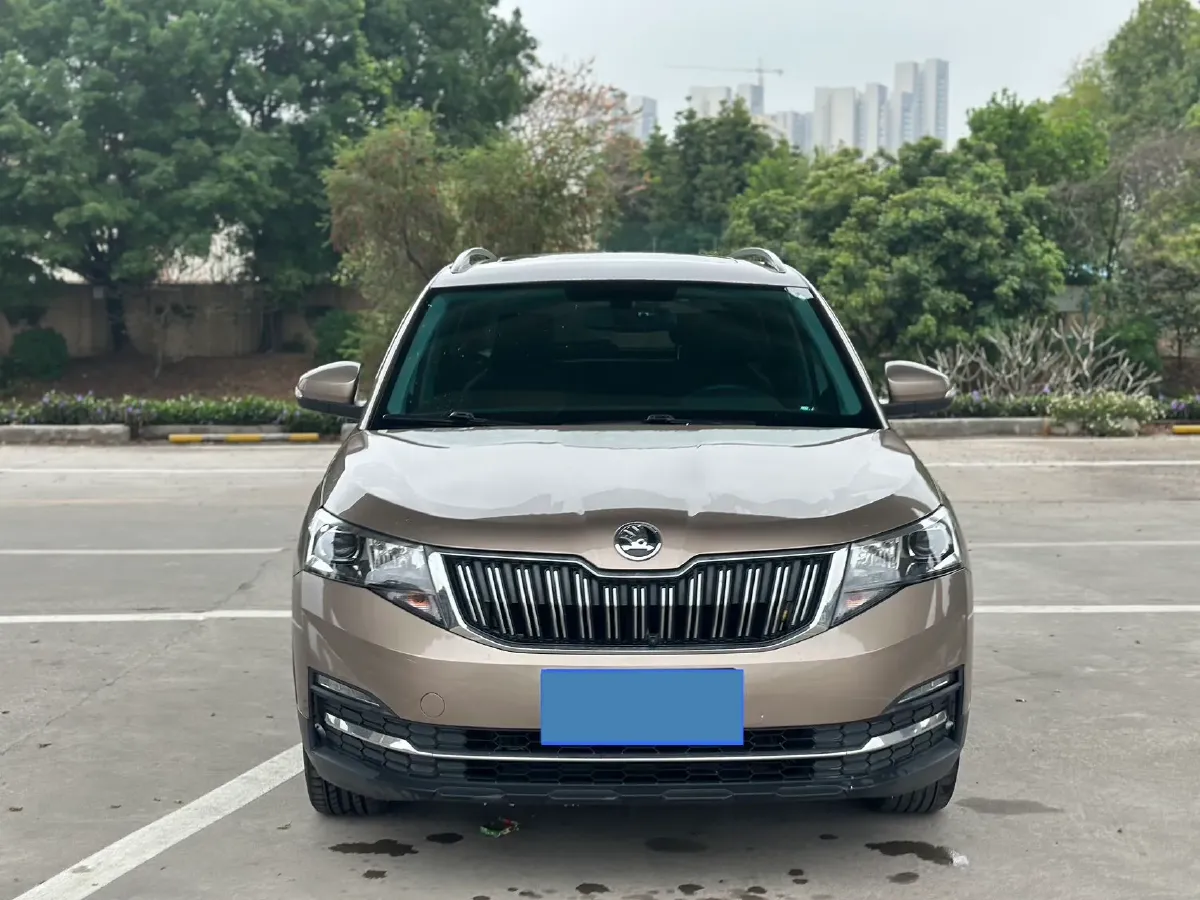 2020 Skoda Kamiq 1.5L 112HP L4 6AT,autocango,china used car exporter,china ev exporter,chinese used car exporter,chinese used ev exporter