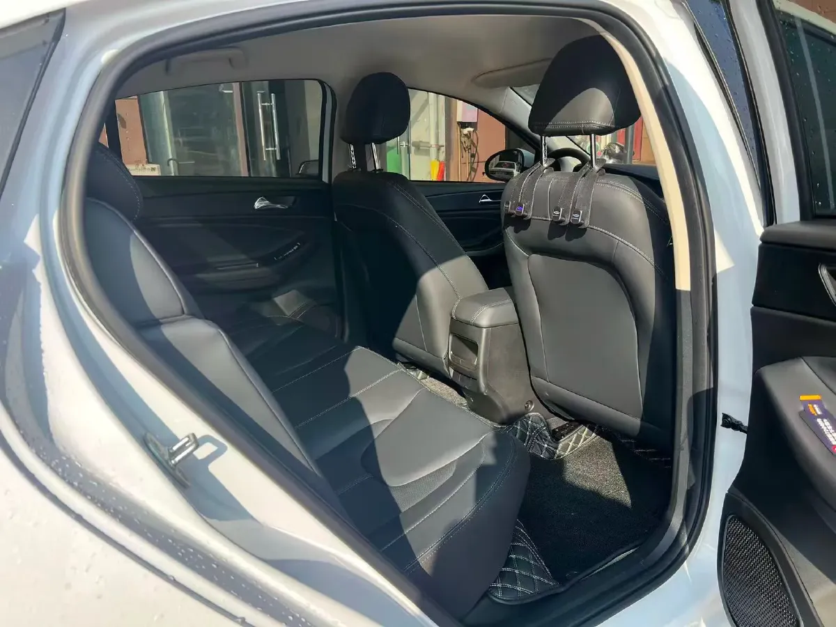 2023 Chery Arrizo 5 Plus 1.5L 120HP L4 CVT,autocango,china used car exporter,china ev exporter,chinese used car exporter,chinese used ev exporter