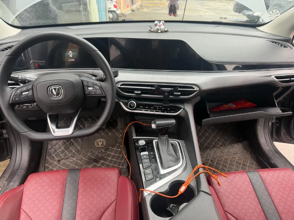 2021 ChangAn Eado 1.4T 160HP L4 7DCT,autocango,china used car exporter,china ev exporter,chinese used car exporter,chinese used ev exporter