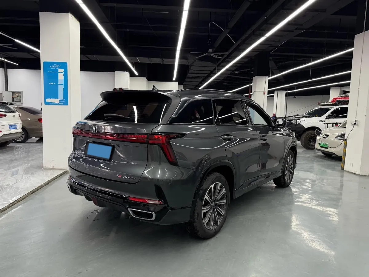 2024 ChangAn CS75 Plus 1.5T 188HP L4 8AT,autocango,china used car exporter,china ev exporter,chinese used car exporter,chinese used ev exporter