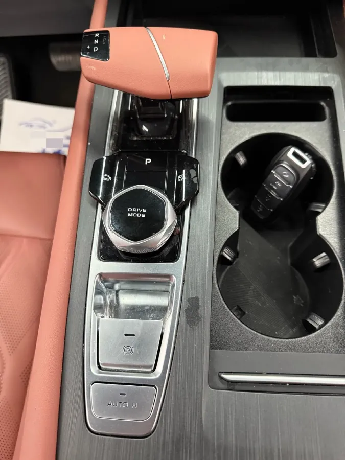 2024 ChangAn CS75 Plus 1.5T 188HP L4 8AT,autocango,china used car exporter,china ev exporter,chinese used car exporter,chinese used ev exporter