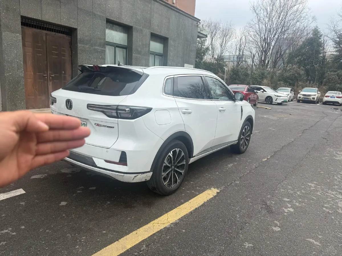 2025 ChangAn CS55PLUS PHEV 1.5L 98HP L4 E-CVT PHEV,autocango,china used car exporter,china ev exporter,chinese used car exporter,chinese used ev exporter