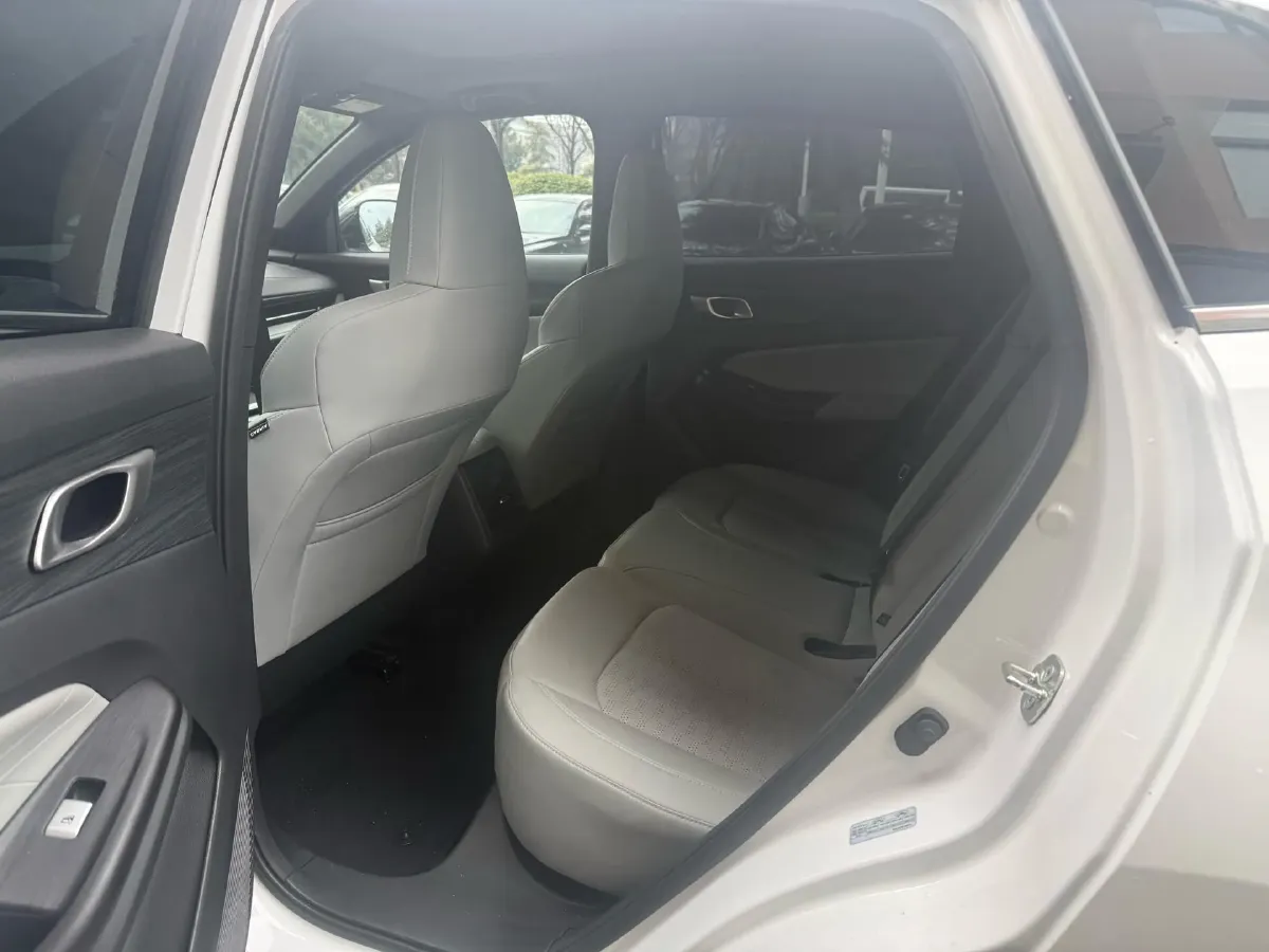 2025 ChangAn CS55PLUS PHEV 1.5L 98HP L4 E-CVT PHEV,autocango,china used car exporter,china ev exporter,chinese used car exporter,chinese used ev exporter