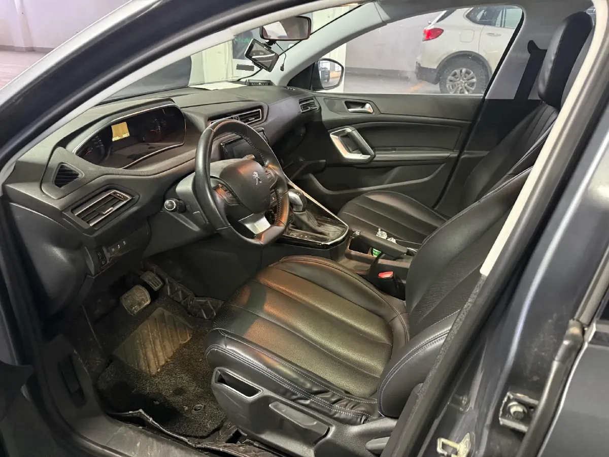 2018 Peugeot 308 1.6L 117HP L4 6AT,autocango,china used car exporter,china ev exporter,chinese used car exporter,chinese used ev exporter