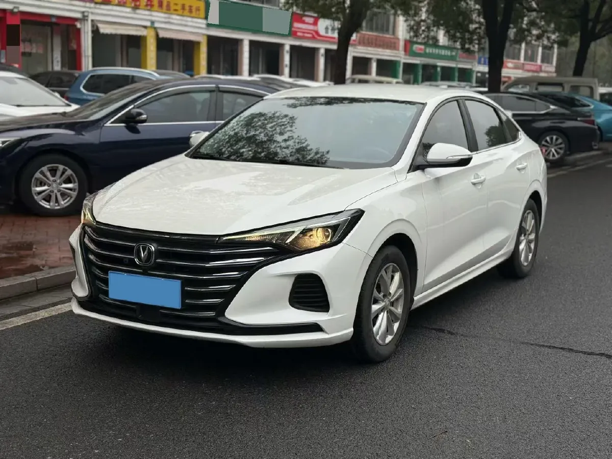 2022 ChangAn Eado 1.6L 128HP L4 CVT,autocango,china used car exporter,china ev exporter,chinese used car exporter,chinese used ev exporter