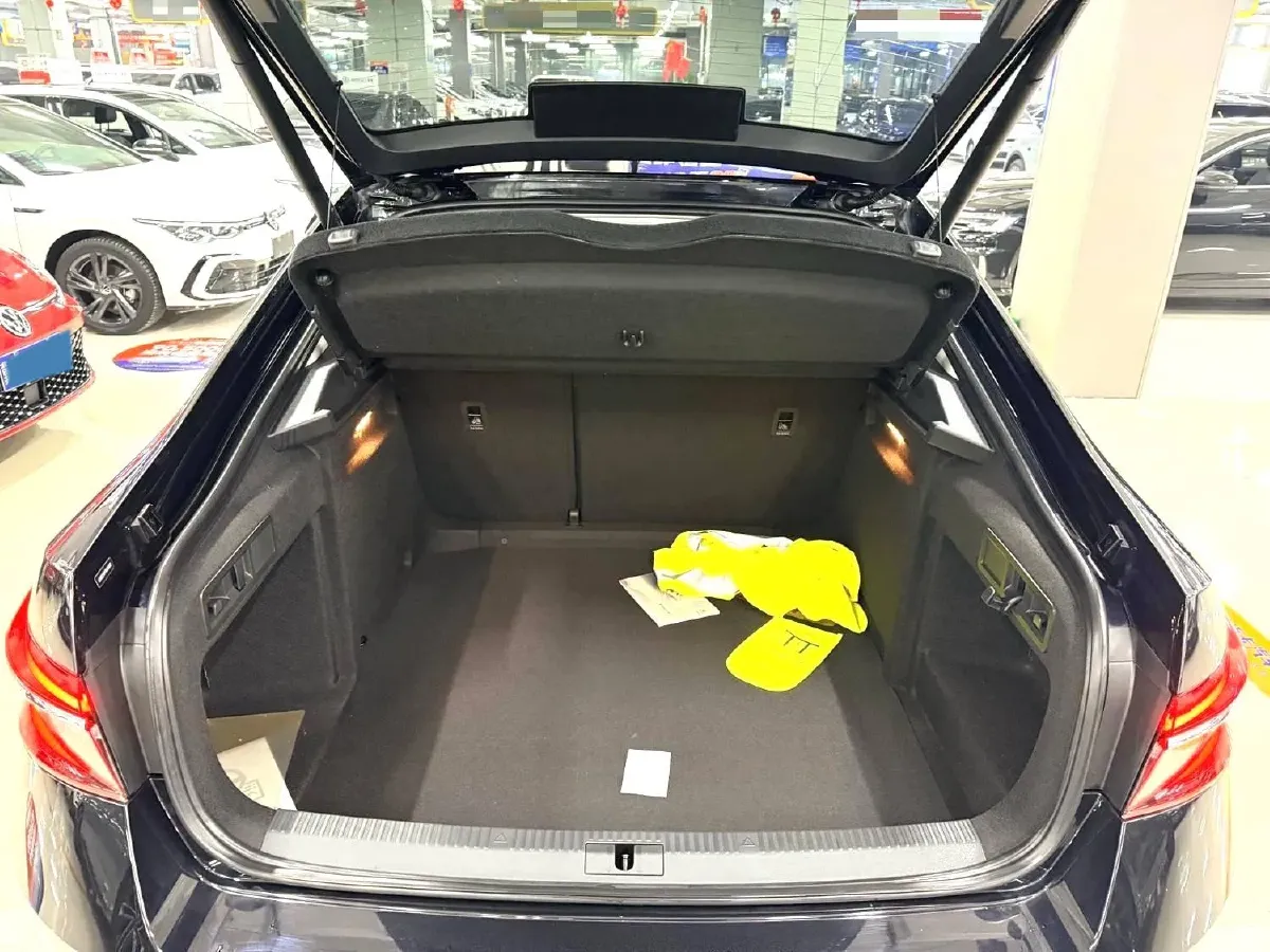 2024 Skoda Superb 1.4T 150HP L4 7DCT,autocango,china used car exporter,china ev exporter,chinese used car exporter,chinese used ev exporter