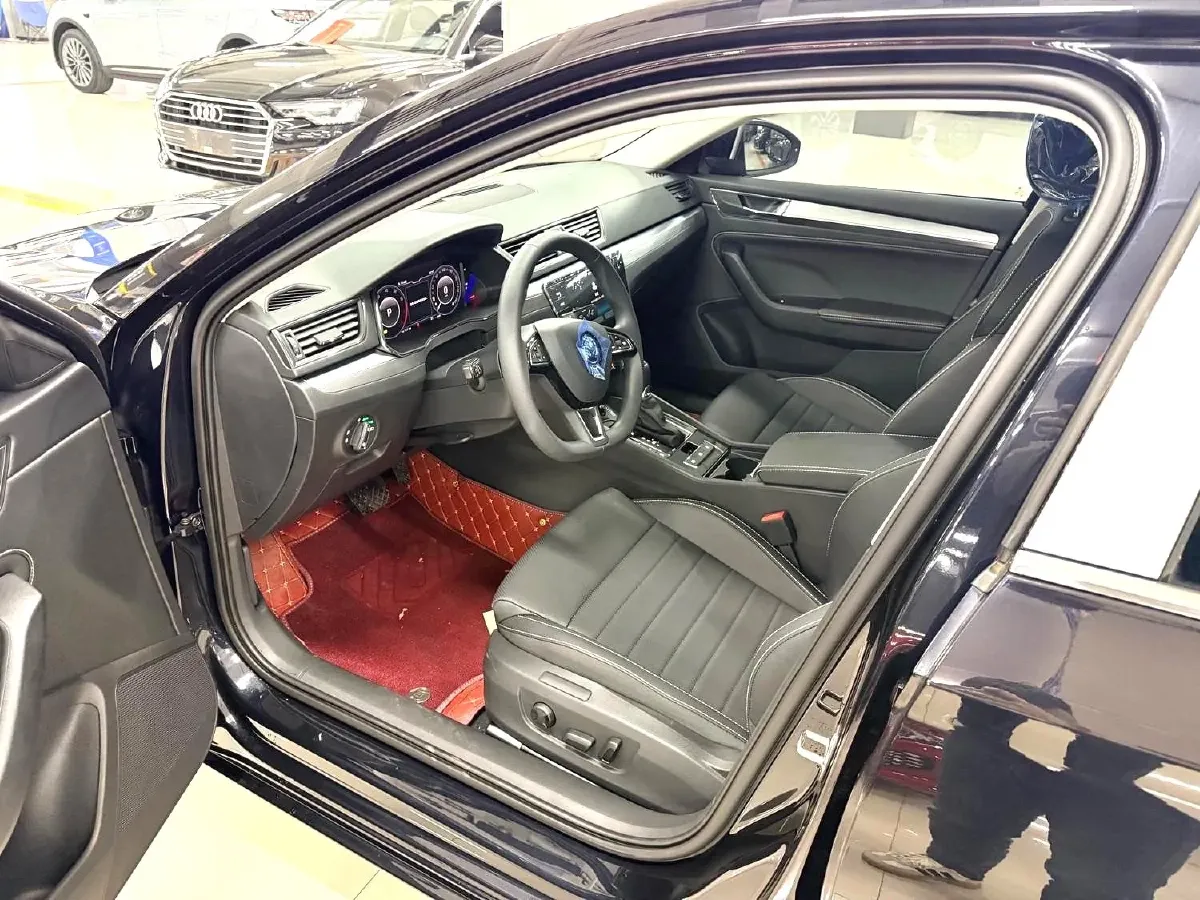 2024 Skoda Superb 1.4T 150HP L4 7DCT,autocango,china used car exporter,china ev exporter,chinese used car exporter,chinese used ev exporter