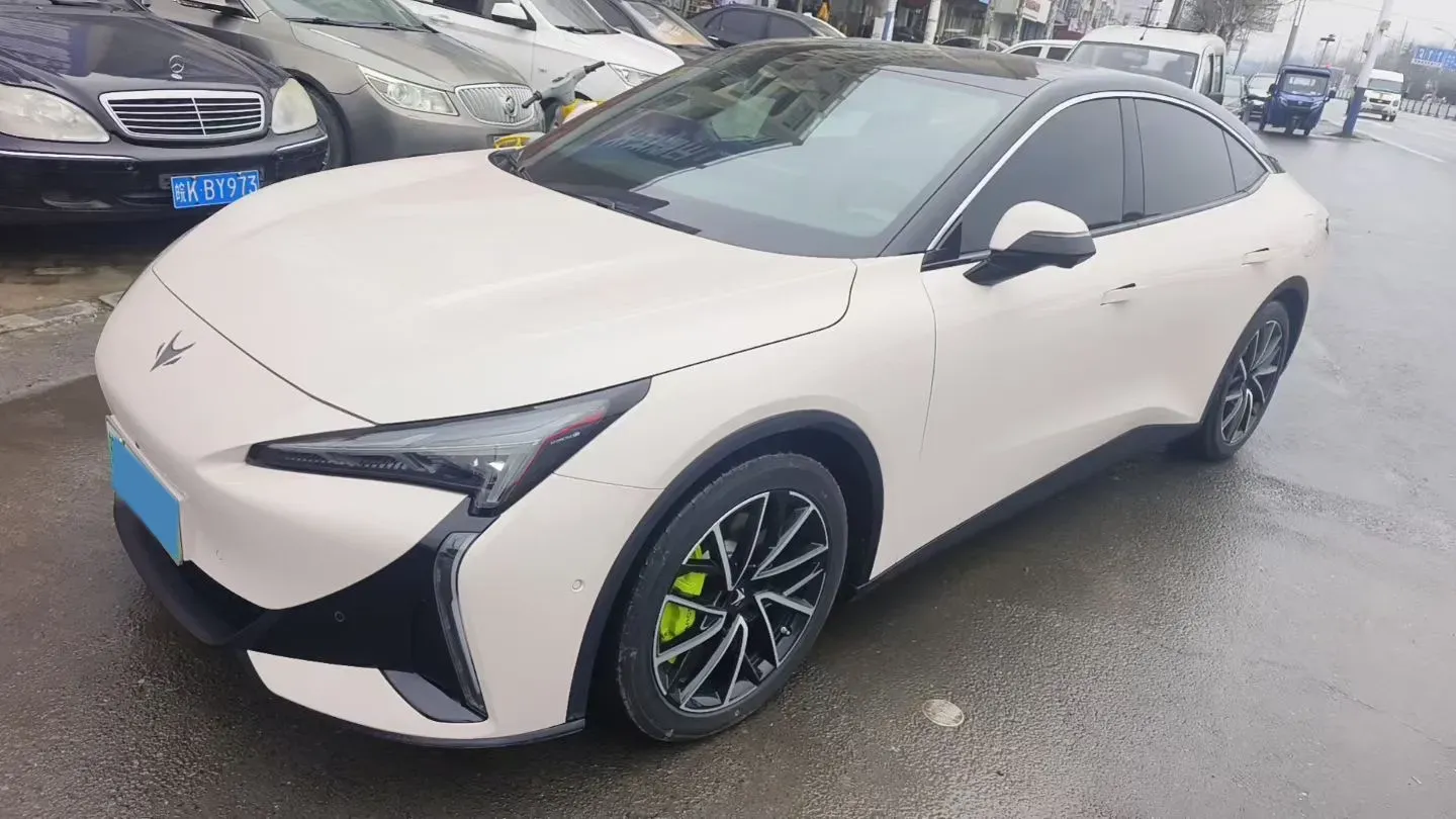 2025 ARCFOX αS5 BEV,autocango,china used car exporter,china ev exporter,chinese used car exporter,chinese used ev exporter