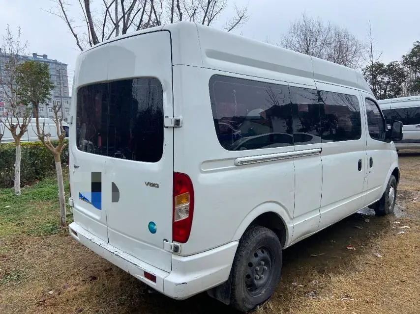 2021 MAXUS XinTu V80 2.0T 139HP L4 6MT,autocango,china used car exporter,china ev exporter,chinese used car exporter,chinese used ev exporter