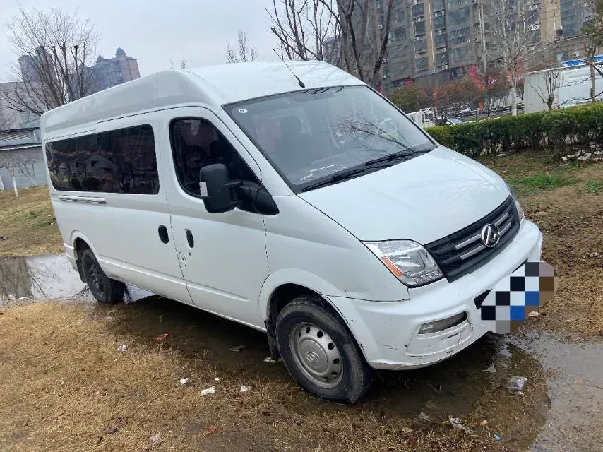 2021 MAXUS XinTu V80 2.0T 139HP L4 6MT,autocango,china used car exporter,china ev exporter,chinese used car exporter,chinese used ev exporter