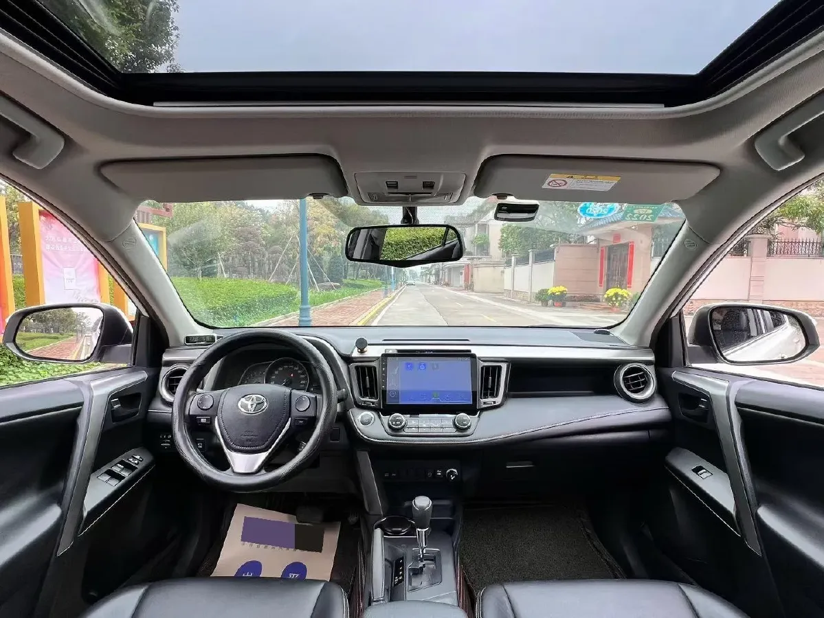 2018 Toyota RAV4 2.0L 151HP L4 CVT,autocango,china used car exporter,china ev exporter,chinese used car exporter,chinese used ev exporter