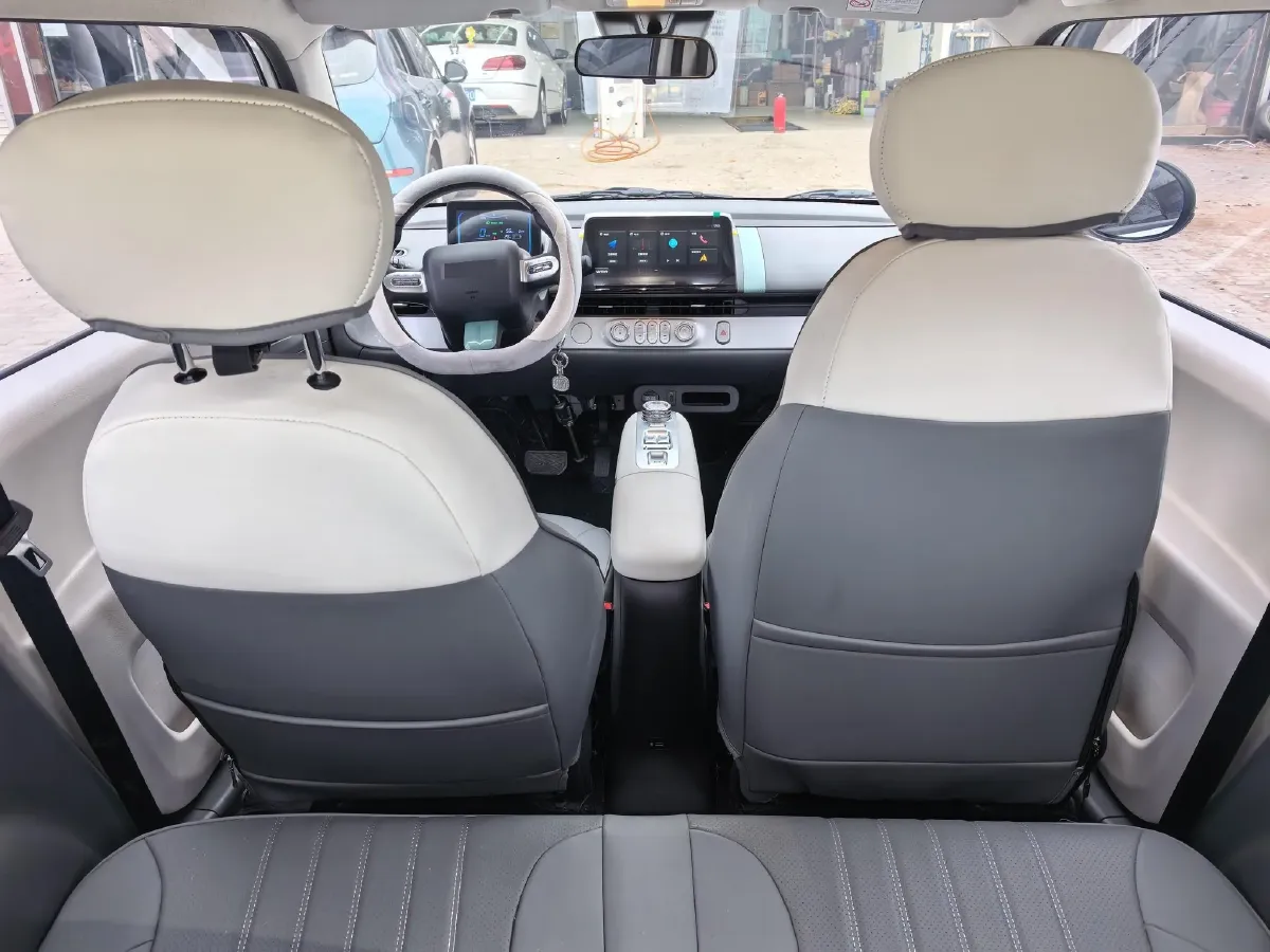 2025 LingBox BOX BEV 19.2KWH,autocango,china used car exporter,china ev exporter,chinese used car exporter,chinese used ev exporter