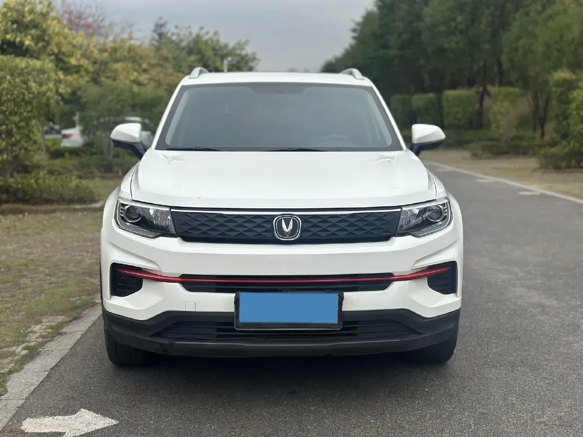 2021 ChangAn CS35 Plus 1.6L 128HP L4 CVT,autocango,china used car exporter,china ev exporter,chinese used car exporter,chinese used ev exporter