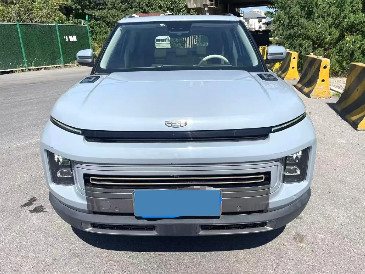 2020 Geely ICON 1.5T 177HP L3 7DCT,autocango,china used car exporter,china ev exporter,chinese used car exporter,chinese used ev exporter